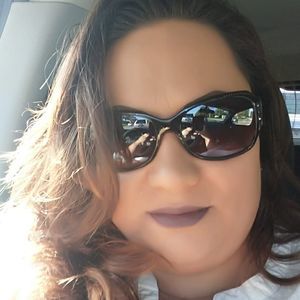 Meet your Posher, Lynnette